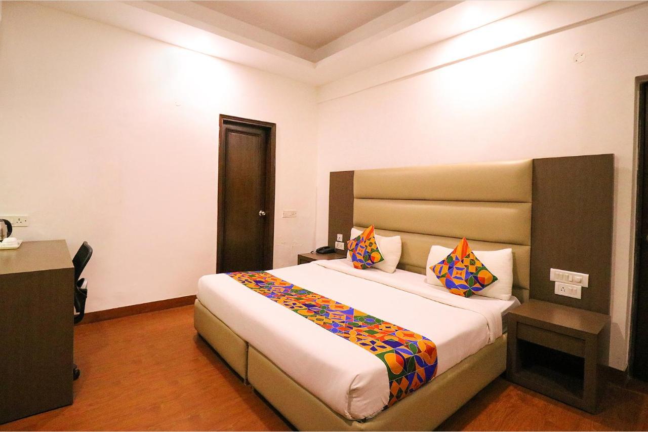 FabHotel Bel Morris Neu-Delhi Exterior foto