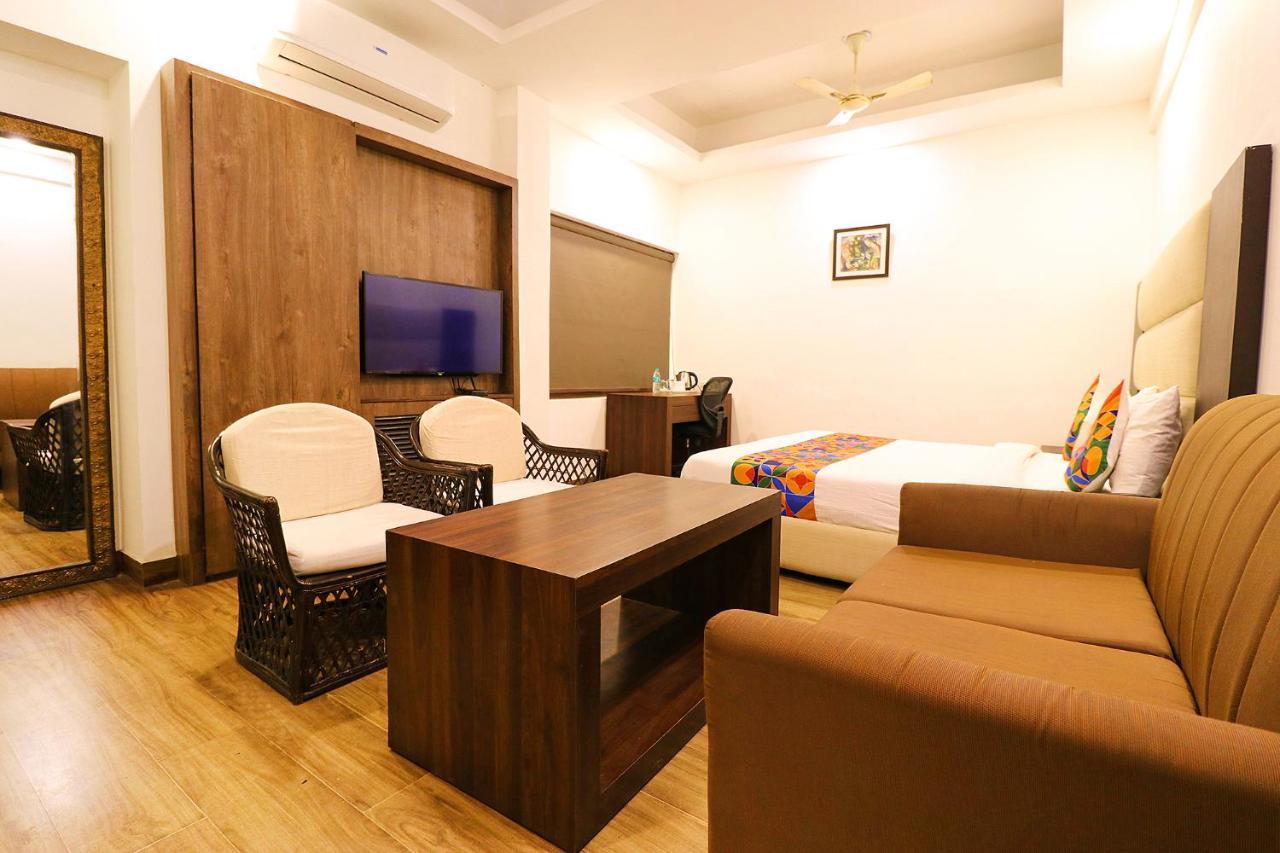 FabHotel Bel Morris Neu-Delhi Exterior foto